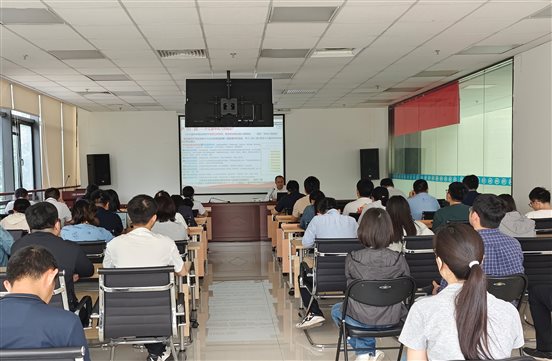 20250521國聯(lián)研究院黨委書記徐冉講授深入貫徹中央八項(xiàng)規(guī)定精神學(xué)習(xí)教育專題黨課1